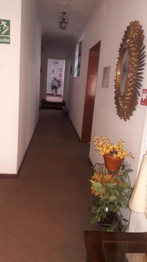 לימה Hospedaje Schell מראה חיצוני תמונה